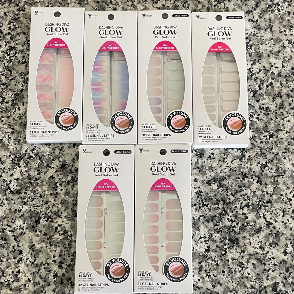 Dashing Diva Glow Gel Nail Strips - Pink and Cream Collection- never opened